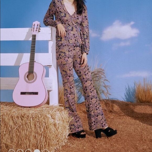 ModCloth Way Out Yonder Flared Pants Size 10 - Picture 1 of 13